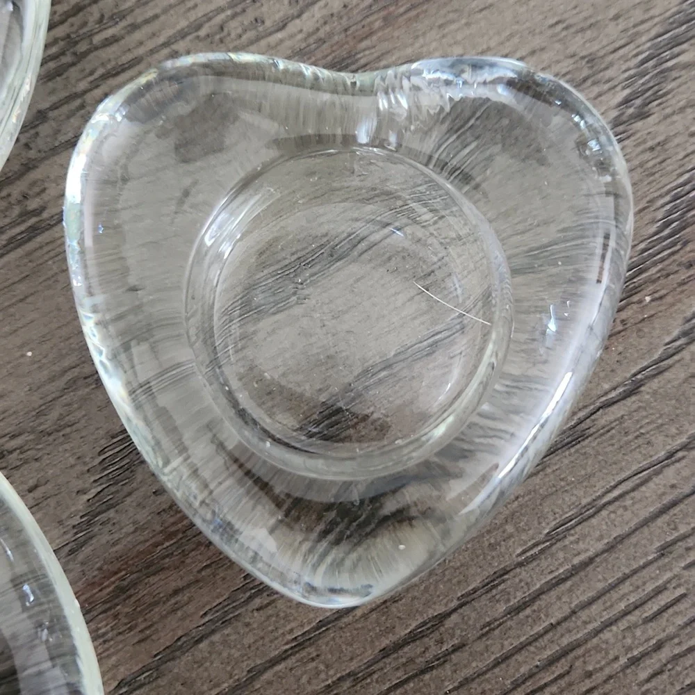 Heart shaped tee candle holders - Picture 2 of 2